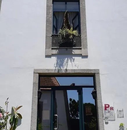 ゲストハウス Residencialusobrasileira 3*