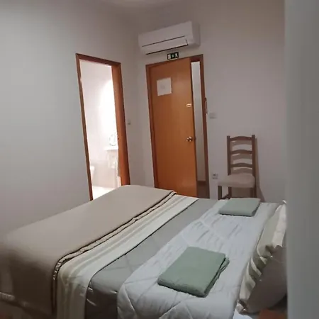 Residencialusobrasileira Guest house *