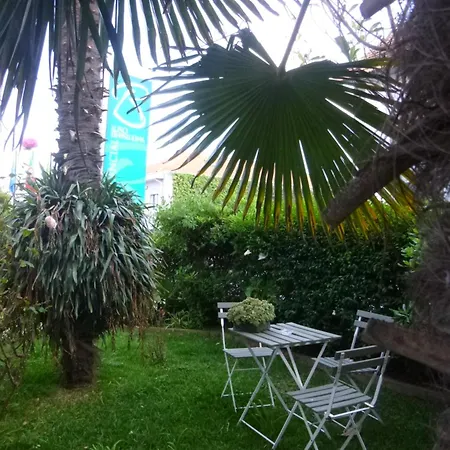 ゲストハウス Residencialusobrasileira 3*