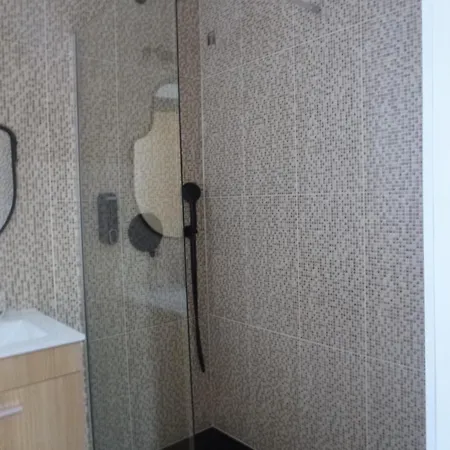 Residencialusobrasileira Guest house *